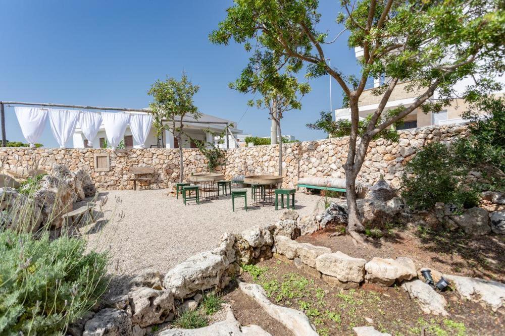 Trullo Santovia Bed and Breakfast Sant Isidoro  Exteriör bild