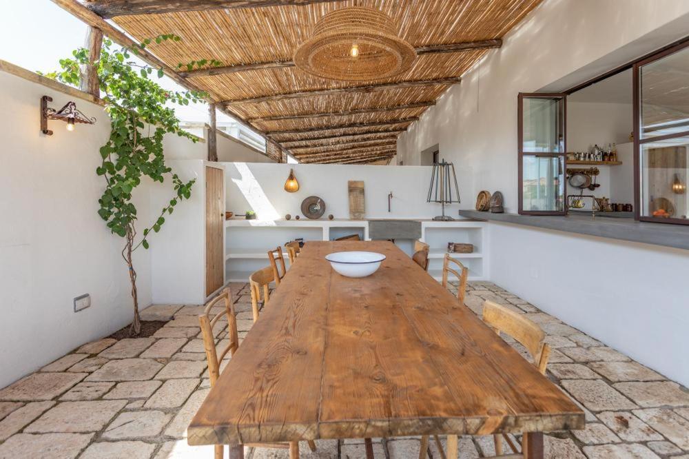 Trullo Santovia Bed and Breakfast Sant Isidoro  Exteriör bild