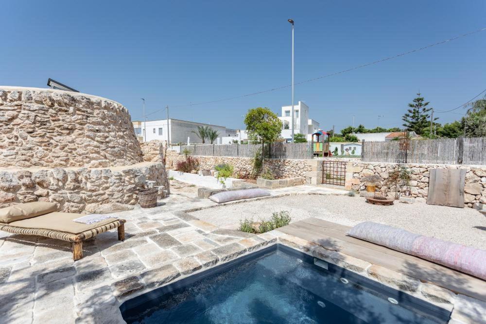 Trullo Santovia Bed and Breakfast Sant Isidoro  Exteriör bild