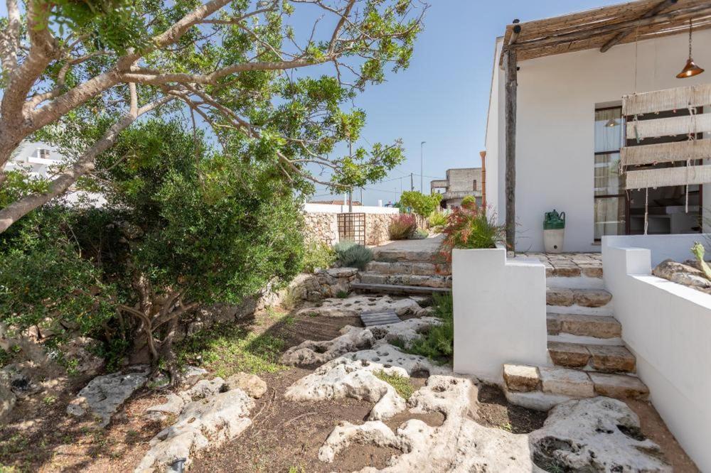 Trullo Santovia Bed and Breakfast Sant Isidoro  Exteriör bild