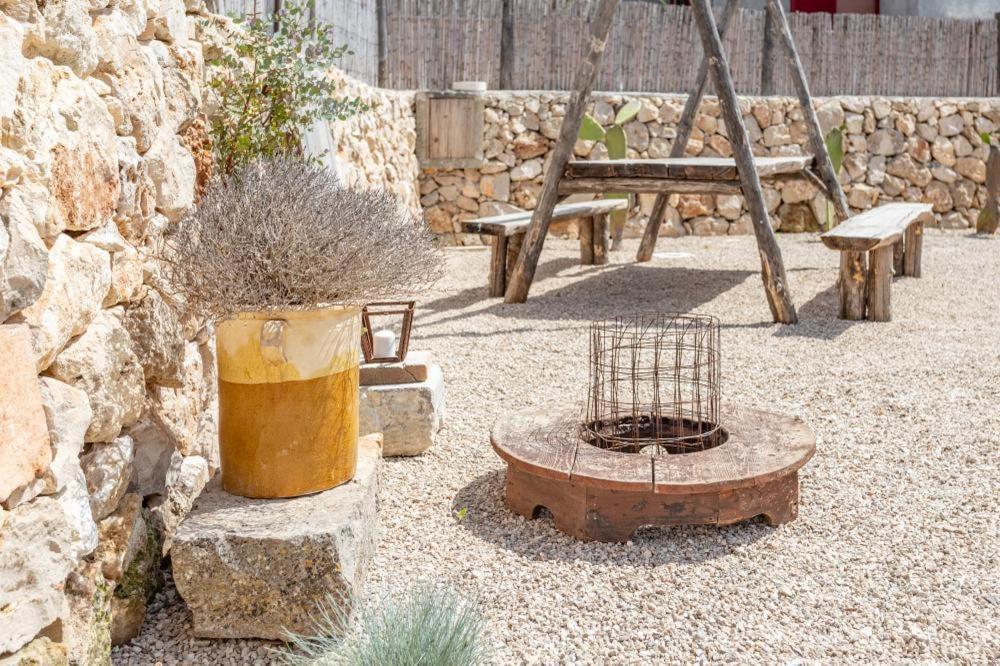 Trullo Santovia Bed and Breakfast Sant Isidoro  Exteriör bild